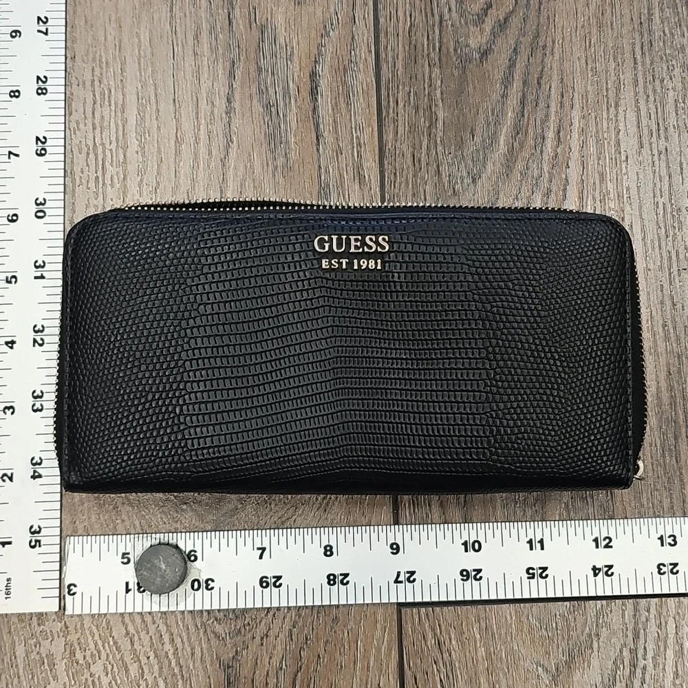 Guess, Vintage, Classic, Faux, Black Embossed, Wallet, Casual, Chic, Basic